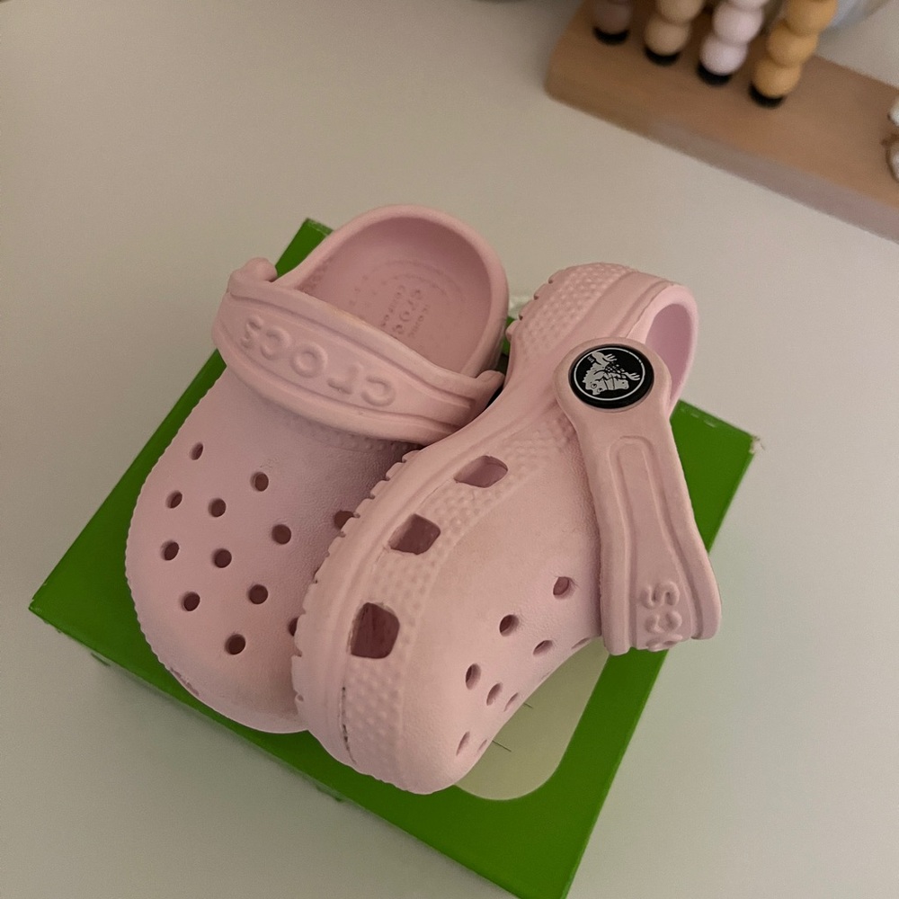 Crocs size c4 - Picture 2 of 2